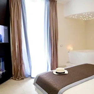 roman-holidays-boutique-hotel.it-romehotels.com/